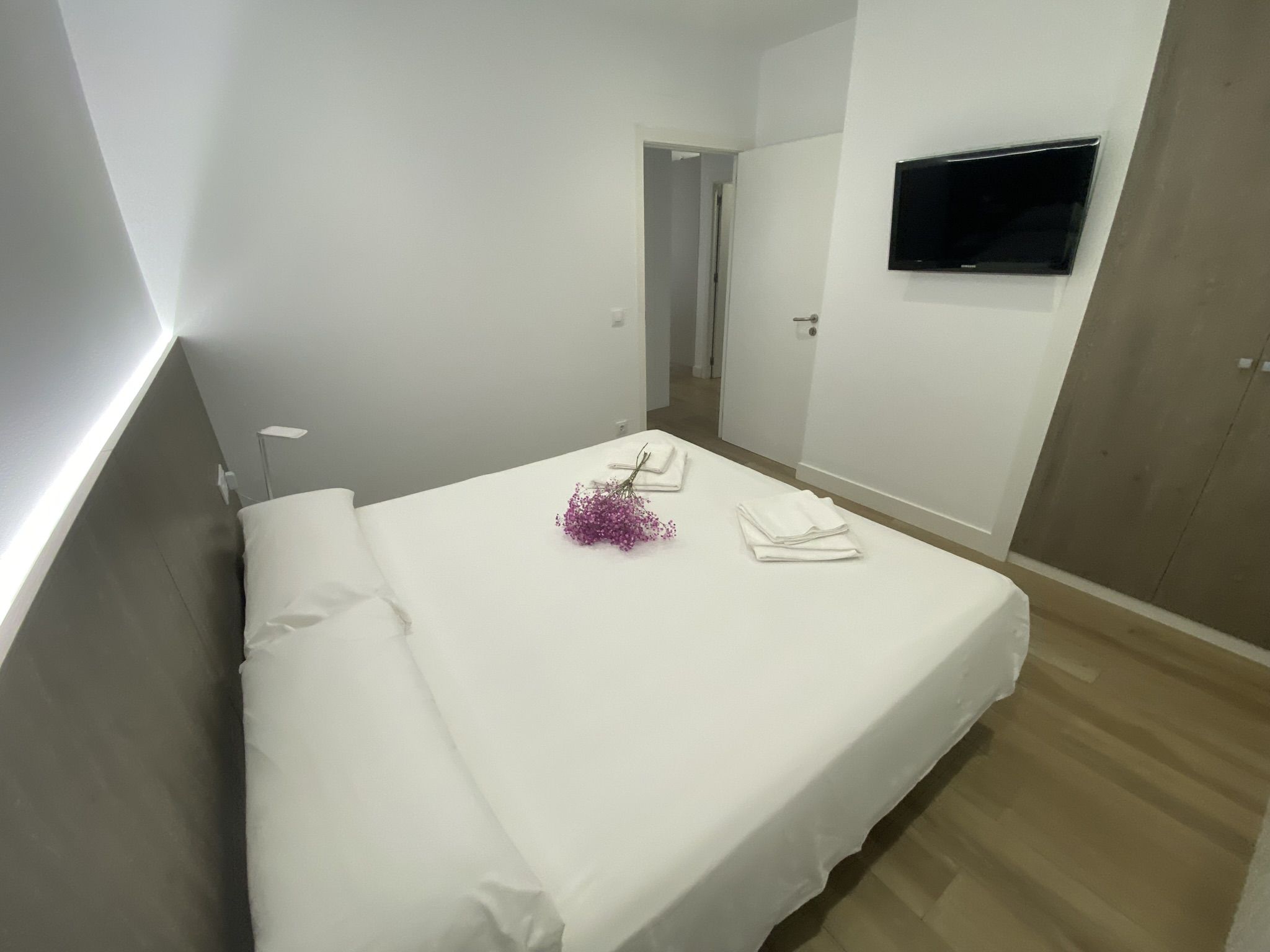 republica-argentina-18-habitacion-doble-con-cama-de-matriimonio-4